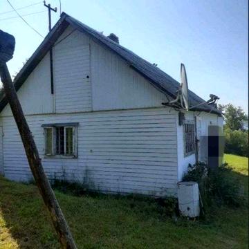 Деревяний будинок під розбір. Хата на розбір. 2500$.Закарпатська обл.