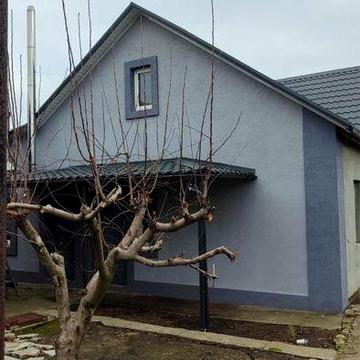 Затишний, мебльований будинок з газовим опаленням