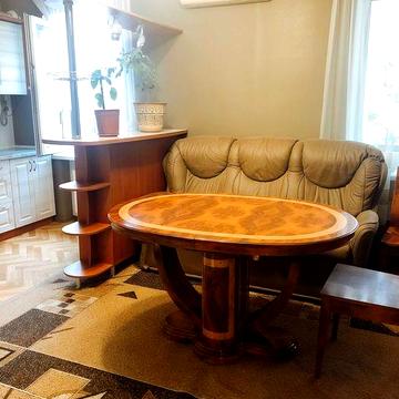 Здам 4-х кімнатну квартиру в районі Центрального Ринку