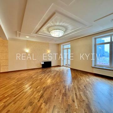 Круглоуніверситетська вул., 3-5