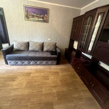 Без комісії !Продам 2 кім по Вадима Пугачова район 25 гімназії