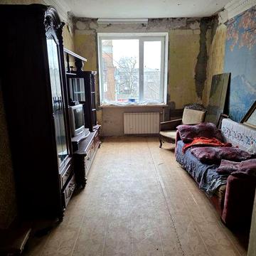 ПРОДАМ  2к сталинку в самом ценре