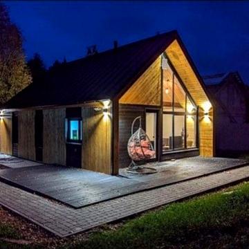 Пригород. Старый домик 50сот. У дороги.