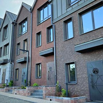 Таунхаус у Петропавлівській Борщагівці 96м2 біля озера