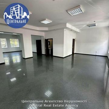 Незалежності просп., 92