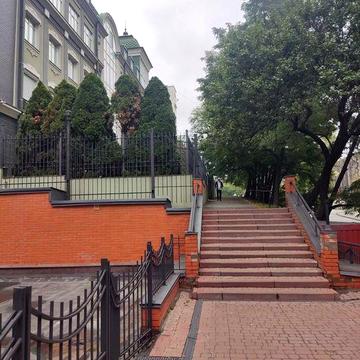 Оренда 3кв на Печерську, вул. Тютюнника