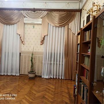 Змінена ціна! Продам 4 рьох кімнатну квартиру в центрі