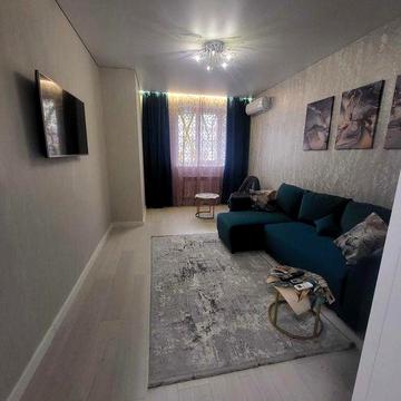 Сдам 1к.кв.в новострое Героев Харькова 131г,метро Защ.Украины 2 мин