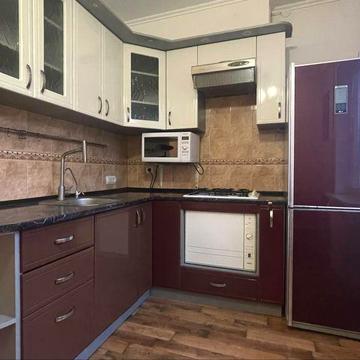 Затишна 1-к квартира на Сєдова