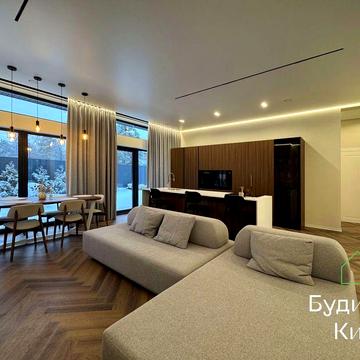 Гореничі Стоянка одноповерховий із ремонтом