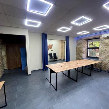 Саксаганського вул., 43