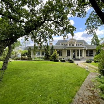 Центральна вул., 79