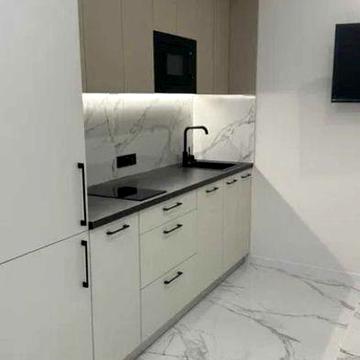 Продам двухкомнатную квартиру с панорамный видном на море/Фонтан