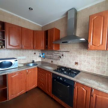 Бабкіна пров., 12