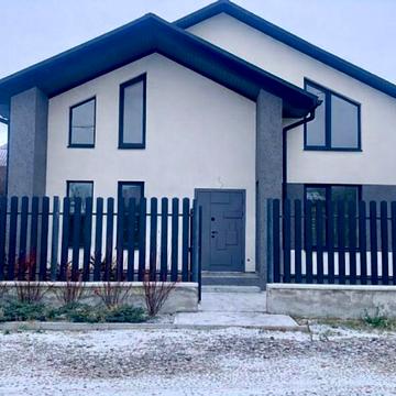 Сучасний будинок в топ локації