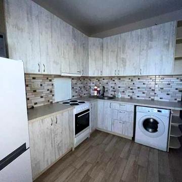 Продам 2 кк з НОВИМ РЕМОНТОМ та МЕБЛЯМИ / Сертифікат-ТАК! Без комісії