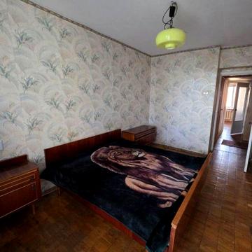 Інститут звʼязку   поруч з АТБ тепла квартира