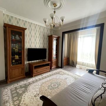 Бориса Гмирі вул., 18