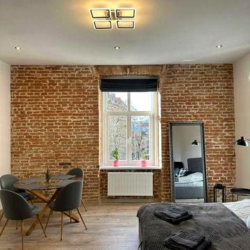 Оренда  1 кім.кв-ри(50м кв) в центрі Львова пл Д.Галицького з ремонтом