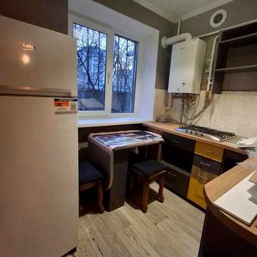 Продається 2ох кімнатна квартира район парку Шевченка ЖК 1980