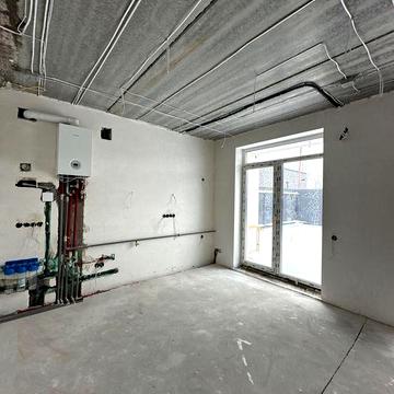 Кутовий таунхаус з ремонтом частковим. Є дизайн проект.