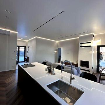 Будинок автаномний з ремонтом в Гореничах.