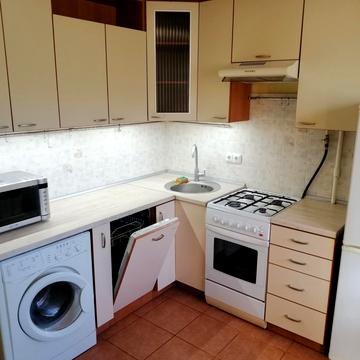 Миколи Руденка бульв. (Кольцова), 11