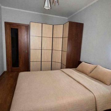 Терміново здам  2-х кім. квартиру в хорошому житловому стані з газом