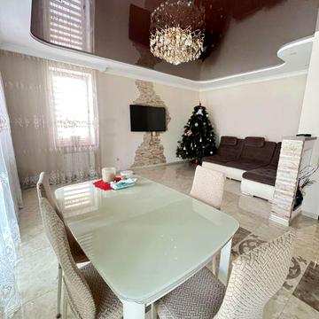 Продаж 3-кімн.квартири 87кв.м. в ЖК Південий  ціна 146500$. ЖК Південний