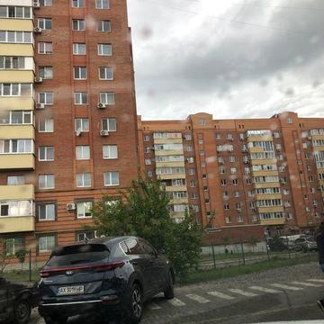 Боженка 1 кімнатна з автономним опаленням