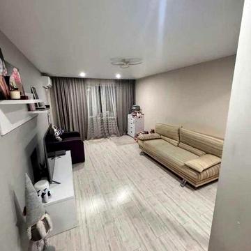 Продам 1к квартиру с ремонтом ж/м Красный Камень ул Савкина