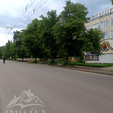 Охтирська вул., 17