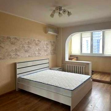 *Оренда затишної однокімнатної квартири  р-н Митниці