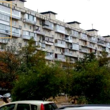 Оболонський просп., 7-Б