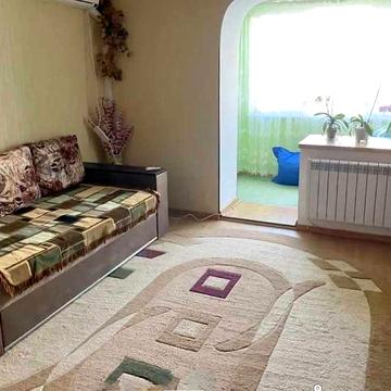 Однокомнатная Приморский р-н. Рядом Центр.