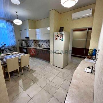 Продається 3-х кім квартира в новому будинку (Євідновлення)