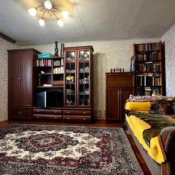 Продається 2-х кім.квартира біля м.Лівобережна вул.М. Шептицького 3Б