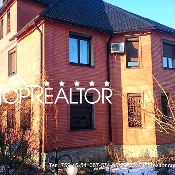 Продаж 4-поверх. будинку у закритому котеджному селищі на Флоринці-1