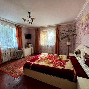 Будинок в передмісті Чернігова