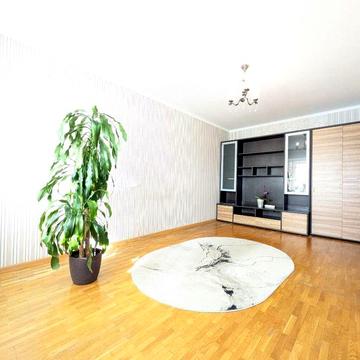 Продаж 2 кімнатноі квартири