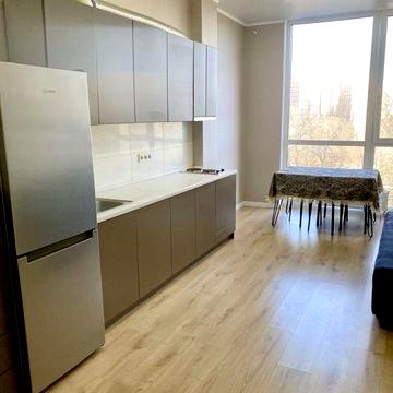 2-х комнатная в новом доме на Адмиральском проспекте.