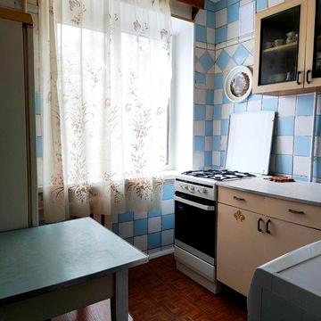 Світла двокімнатна квартира в районі Алмазного