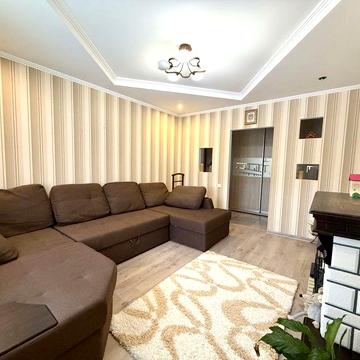 Здається 2 кімнатна квартира на пісках південний мк-н