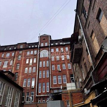 Продаж гостинки у самому центрі міста