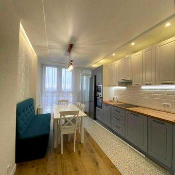 2-кімнатна 70 м2, Академіка Шалімова 35-А, Генератор !!!