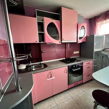 Сдаю 2 х к квартиру Мира- Театральная