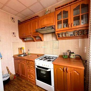 Здається 2- кімнатна квартира по вул. Г. Крут