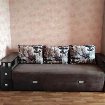 Продам квартиру Лозова