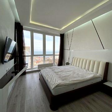 Літературна вул., 12а