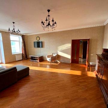 Продам дешево 120м с газом! мебель ЖК Чайка Лобановского метро 10мин ЖК Чайка